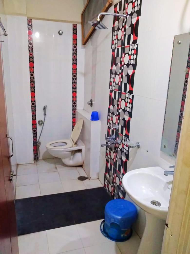 Hotel Tirupati Palace Indore Esterno foto